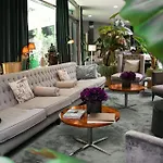 Eventhotel Pyramide Hotell 4*