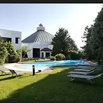 Eventhotel Pyramide 4*