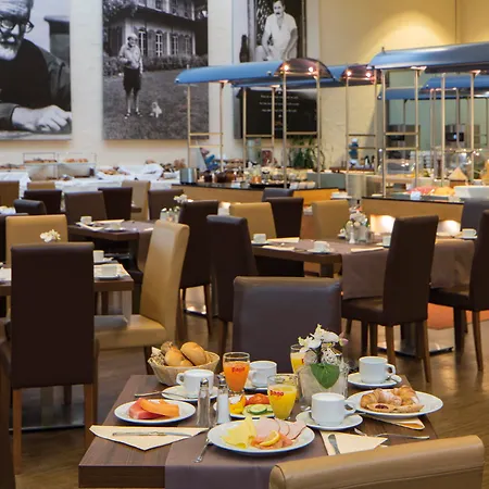 Eventhotel Pyramide فندق فوسندورف