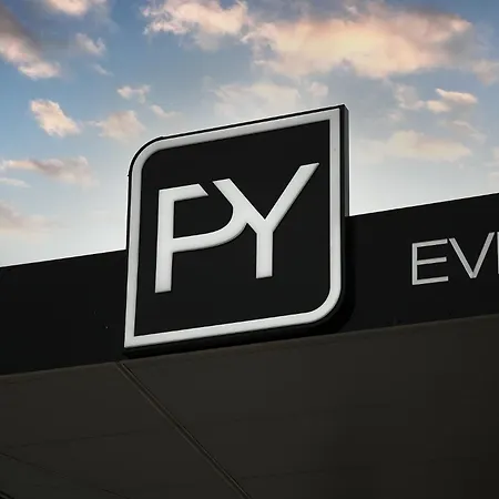 Eventhotel Pyramide Hotel Voesendorf