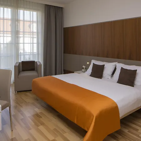 Eventhotel Pyramide Szálloda Vösendorf