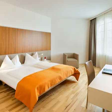 Eventhotel Pyramide Otel Vösendorf