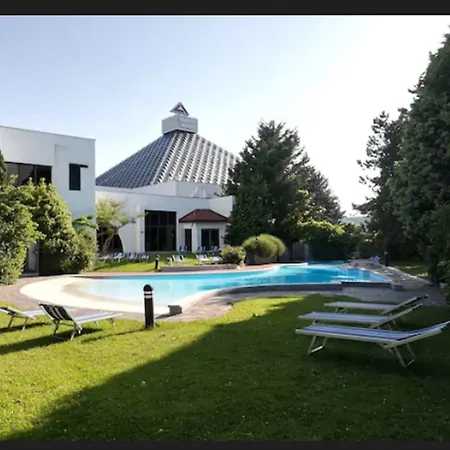 Eventhotel Pyramide 4*