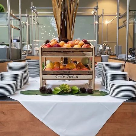 Eventhotel Pyramide Szálloda Vösendorf