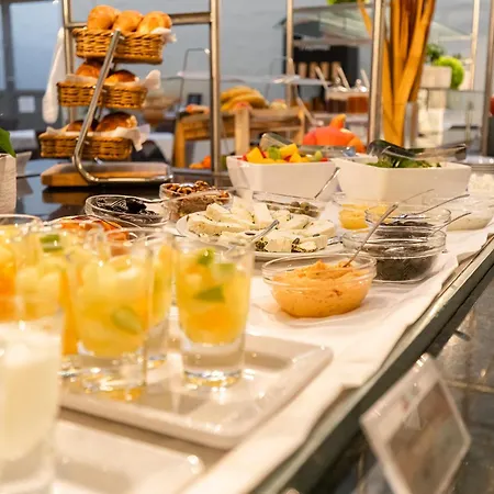 Szálloda Eventhotel Pyramide Vösendorf