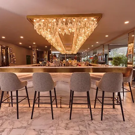 Hotel Eventhotel Pyramide