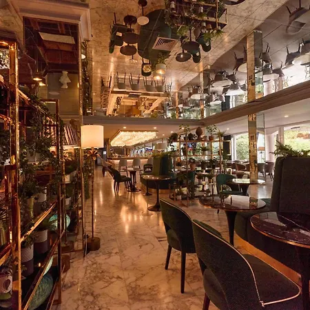 Eventhotel Pyramide Hotel 4*