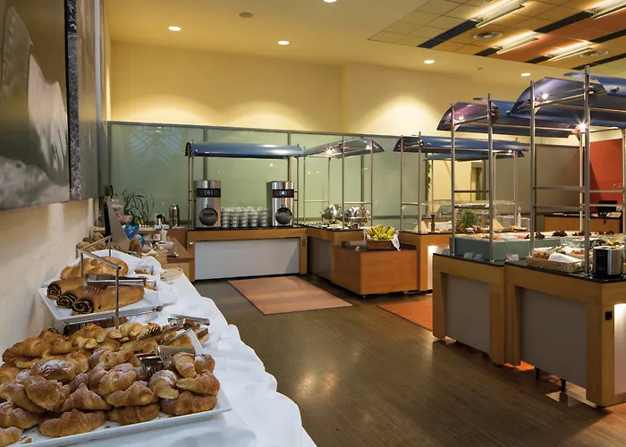 فندق Eventhotel Pyramide فوسندورف