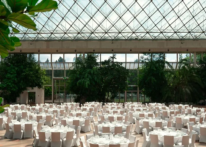 Hotel Eventhotel Pyramide