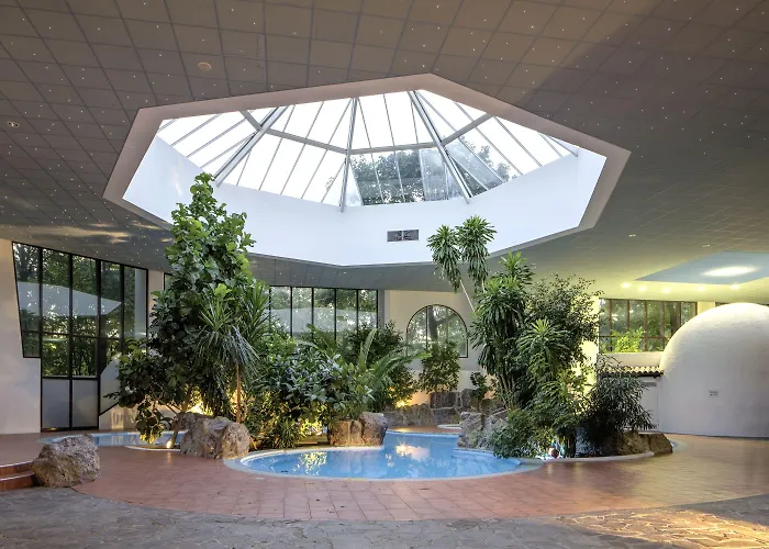 Eventhotel Pyramide Hotel 4*