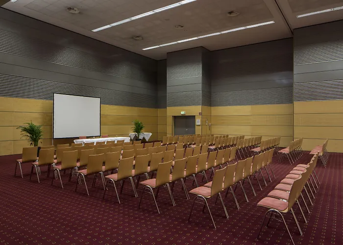 Eventhotel Pyramide Hotel Vösendorf