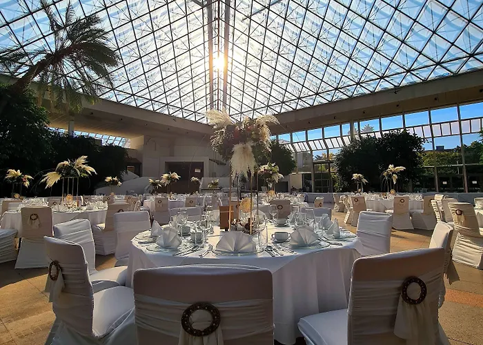 Eventhotel Pyramide فندق