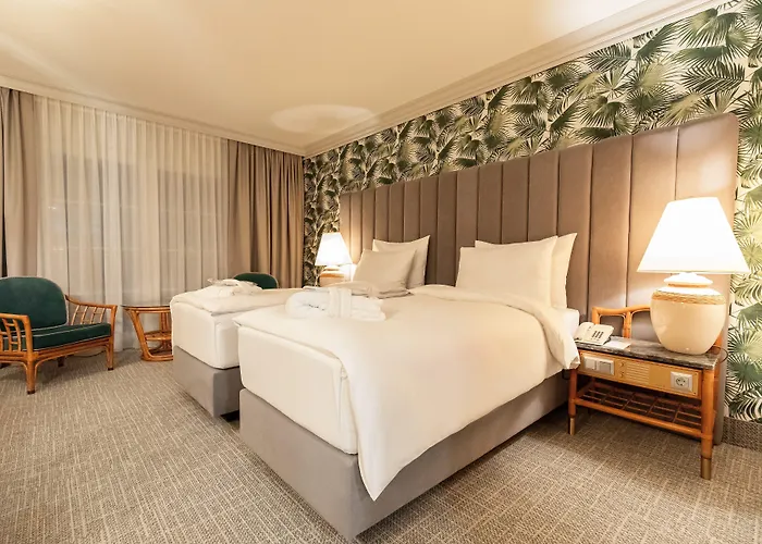 Eventhotel Pyramide Hotel